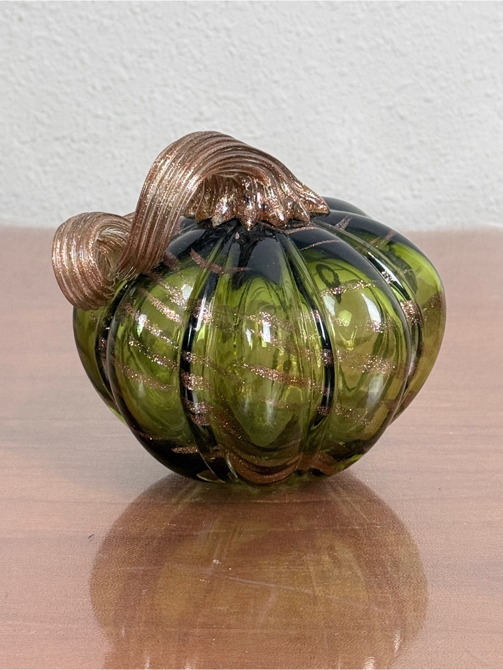 Green & Gold 4.5-inch Glass Pumpkin Figurine